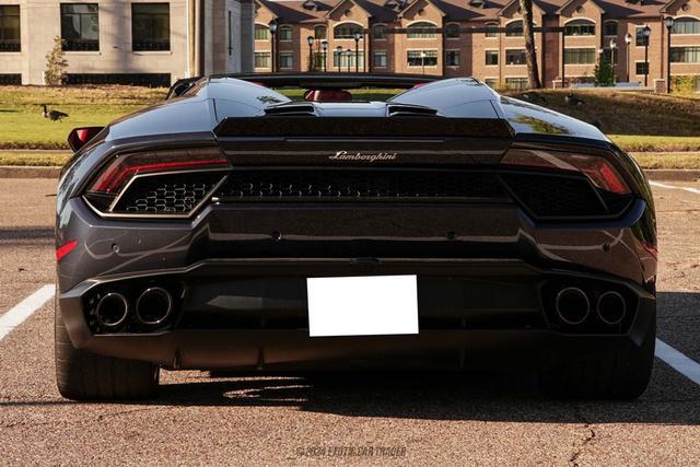 2017 lamborghini huracan lp580-2s