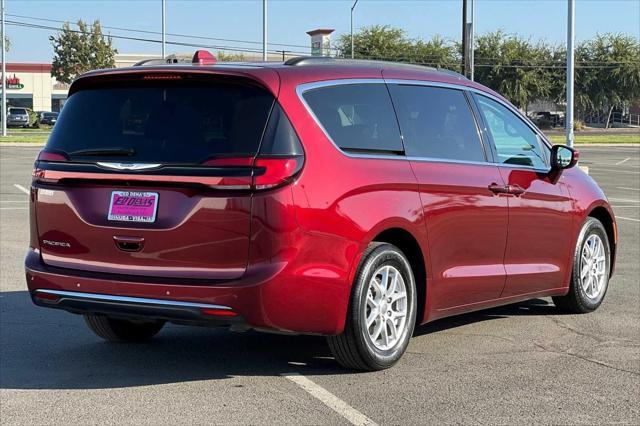 2022 chrysler pacifica touring l