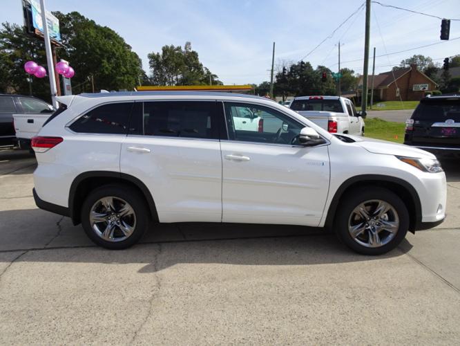 new 2019 toyota highlander limited platinum hybrid laurel, ms 39440 for sale in choctaw, mississippi
