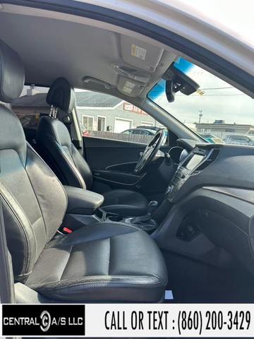 2017 hyundai santa fe se