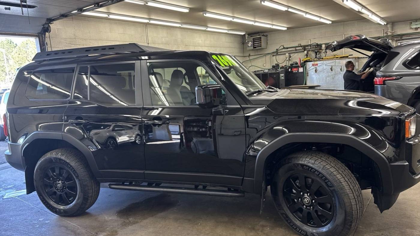 2024 toyota land cruiser