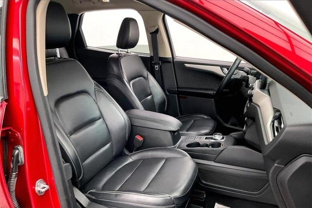 2020 ford escape sel