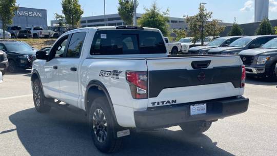 2024 Nissan Titan pro-4x