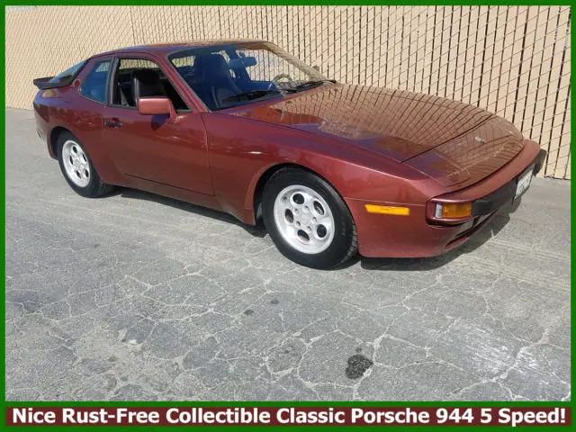 rare collectible classic 1986 porsche 944! 99.9% rust-free california 5 speed!