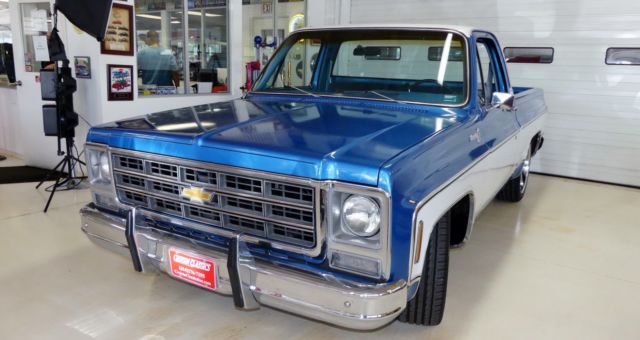 1979 chevrolet silverado 45340 miles blue/white truck 350 automatic