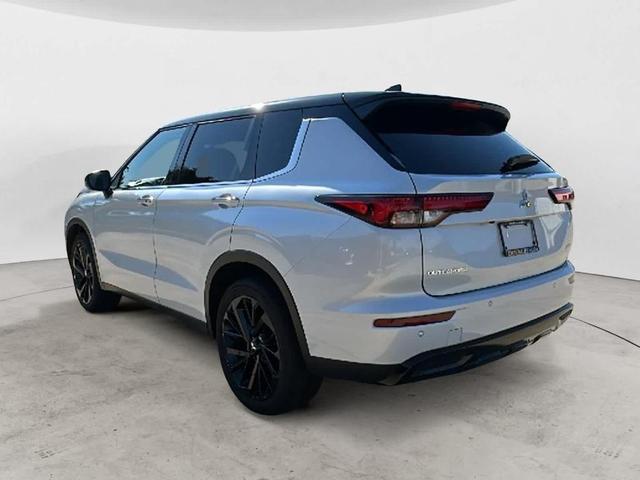 2023 mitsubishi outlander sel black edition