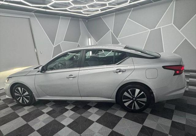 2022 nissan altima 2.5 sv