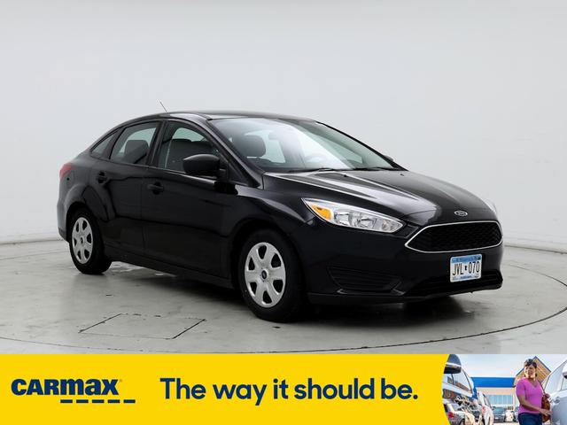 2016 ford focus s