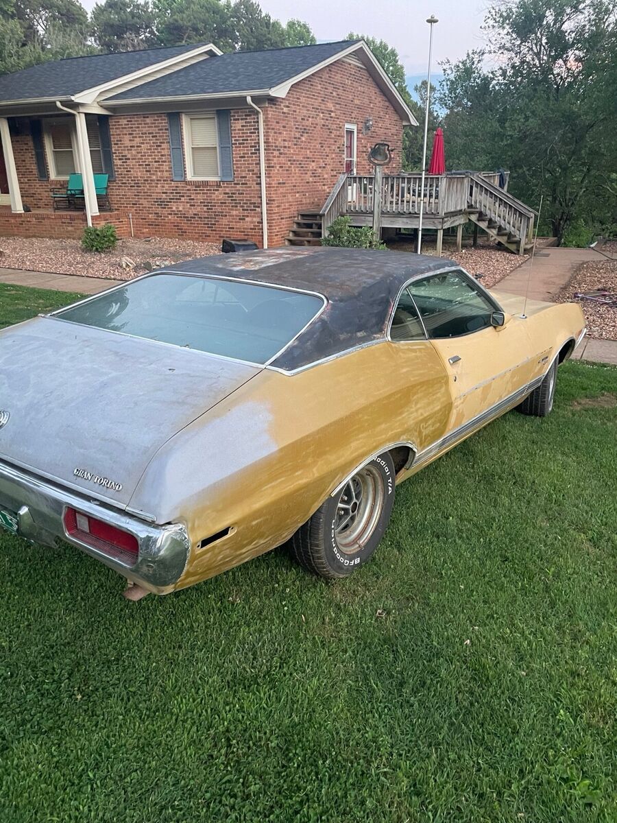 1972 ford gran torino sport sedan yellow sport