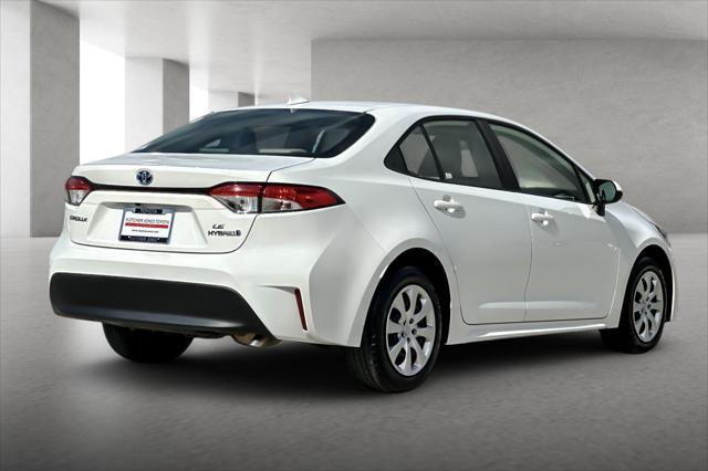 2023 toyota corolla hybrid le