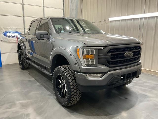 2021 ford f-150 xlt