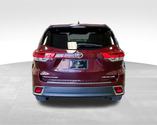 2018 toyota highlander limited