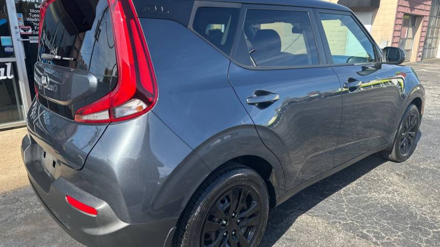 2020 kia soul lx