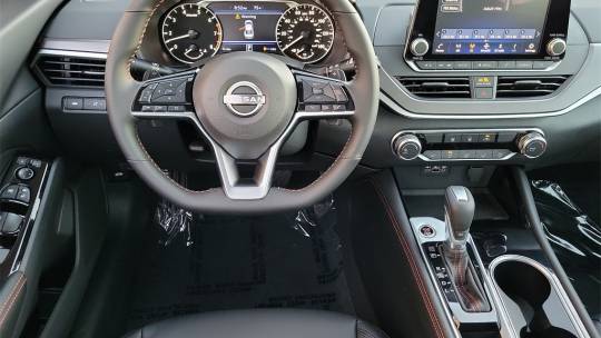2025 Nissan Altima