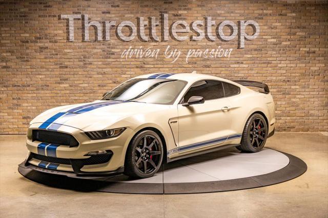 2020 ford shelby gt350 base