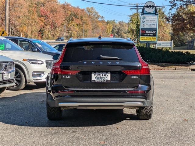 2024 volvo v60 cross country b5 plus