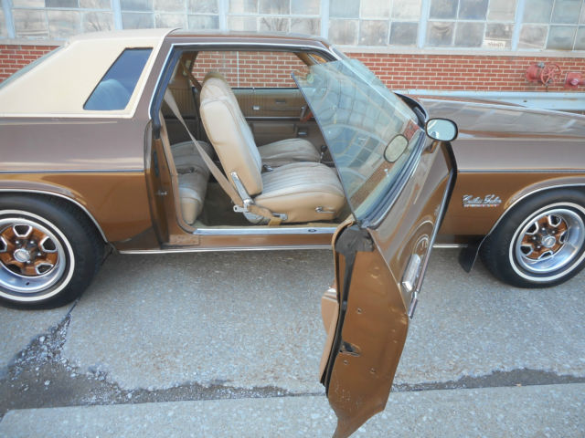 1974 oldsmobile cutlass salon - 79,000 actual miles - extra clean - runs super!!