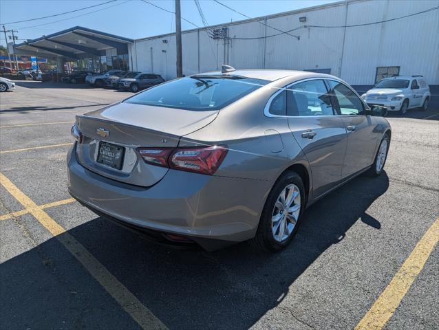 2022 chevrolet malibu fwd lt