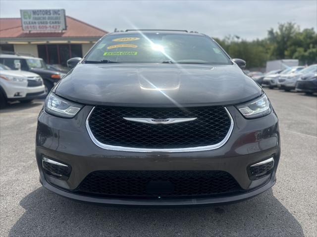 2022 chrysler pacifica touring l