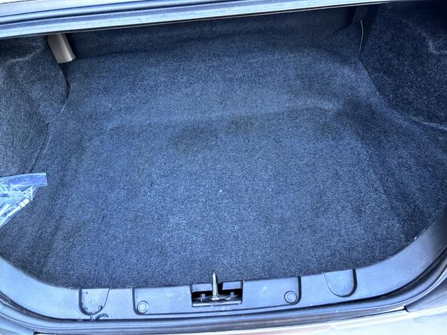 2005 ford mustang base