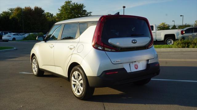 2021 kia soul lx