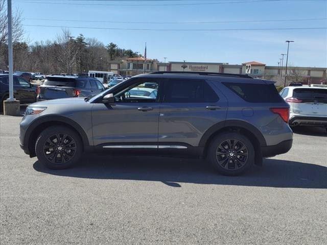 2021 ford explorer xlt in brentwood, new hampshire