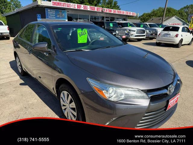 2017 toyota camry le