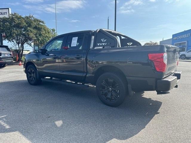 2023 nissan titan sv