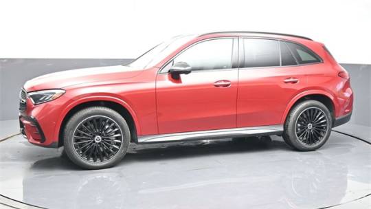 2024 Mercedes-Benz GLC amg® line