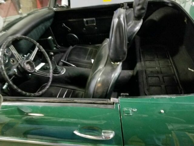1968 mgc convertible (dk green)