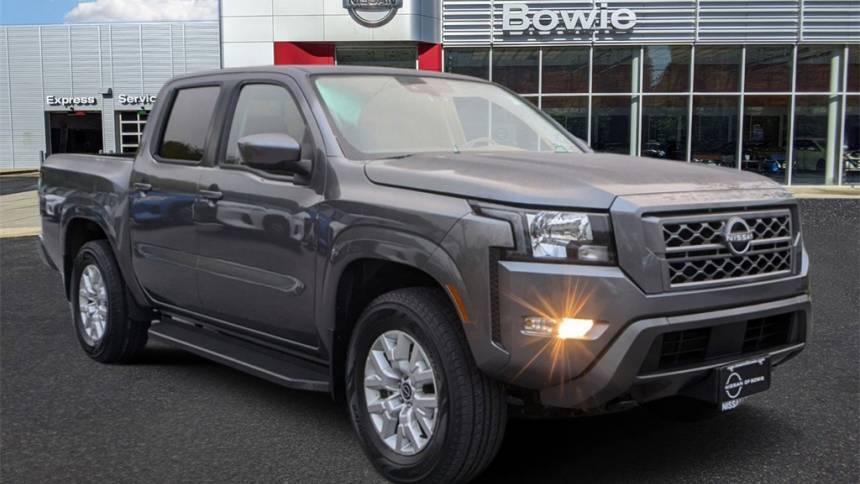 2022 nissan frontier sv