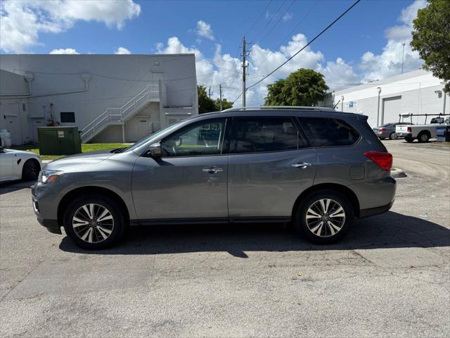 2018 nissan pathfinder sv
