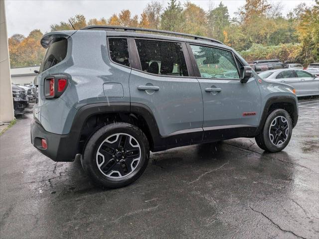 2016 jeep renegade trailhawk