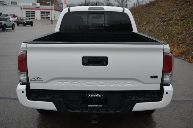 2022 toyota tacoma trd sport