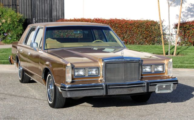 california original, 1984 lincoln town car, 69k orig miles, 100% rust free, nr