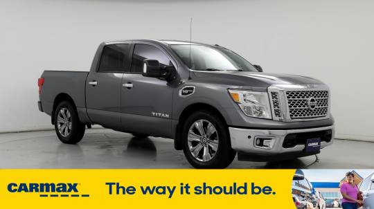 2017 Nissan Titan