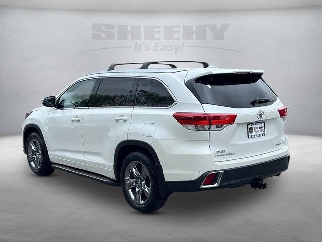 2017 toyota highlander limited