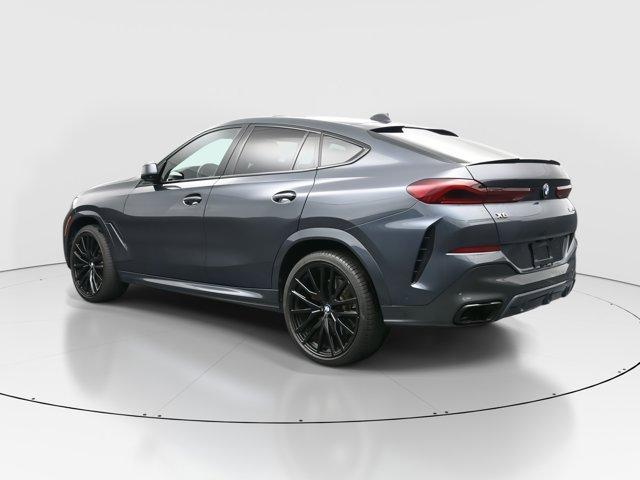 2021 bmw x6 m50i