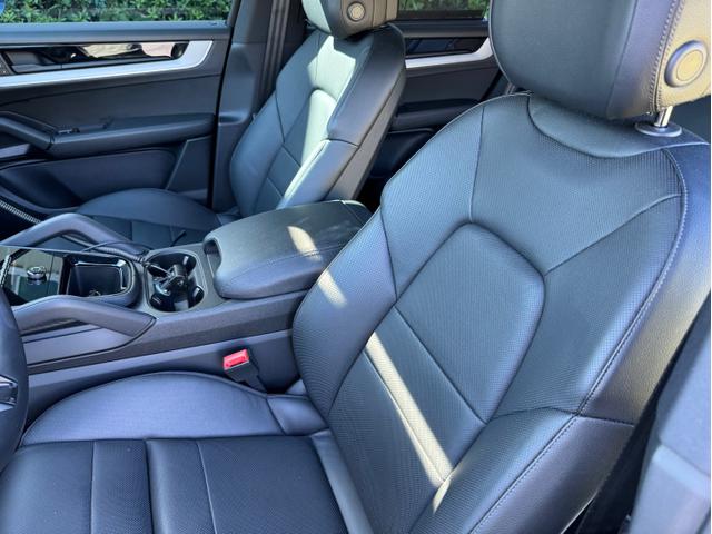 2024 porsche cayenne awd