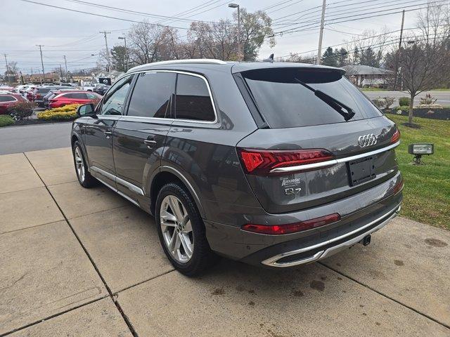 2021 audi q7 45 premium plus