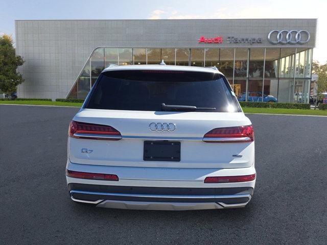 2021 audi q7 45 premium