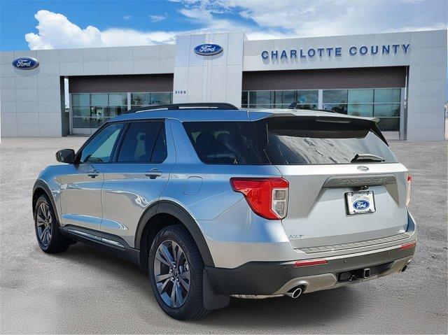 2021 ford explorer xlt