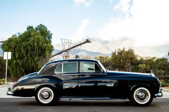 1964 rolls royce silver cloud iii (3) in black award winning fully restored