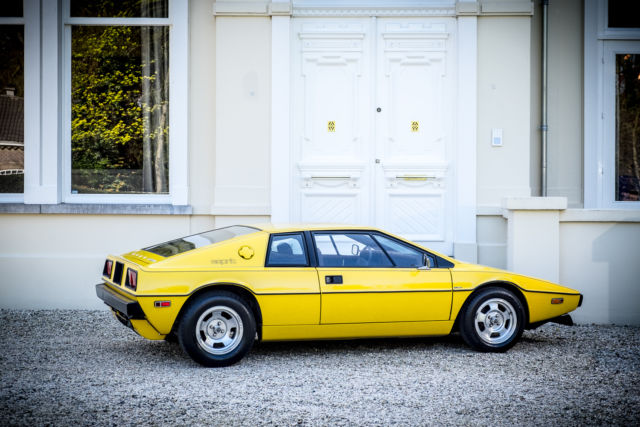 lotus esprit s1
