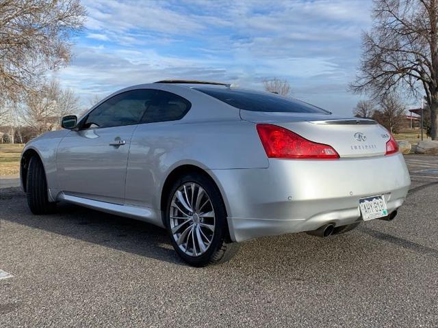 2011 infiniti g37x base