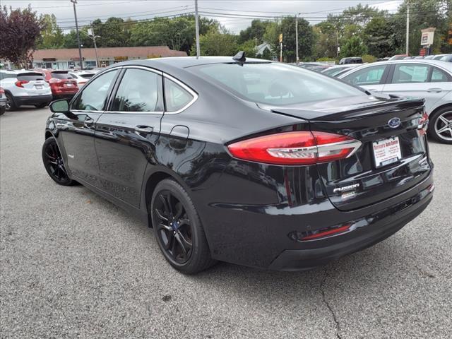2019 ford fusion hybrid titanium