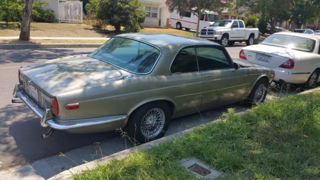 1975 jaguar xj6c coupe . with chevy conversion. all original crack free interior