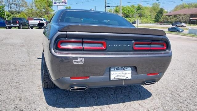 2022 dodge challenger gt