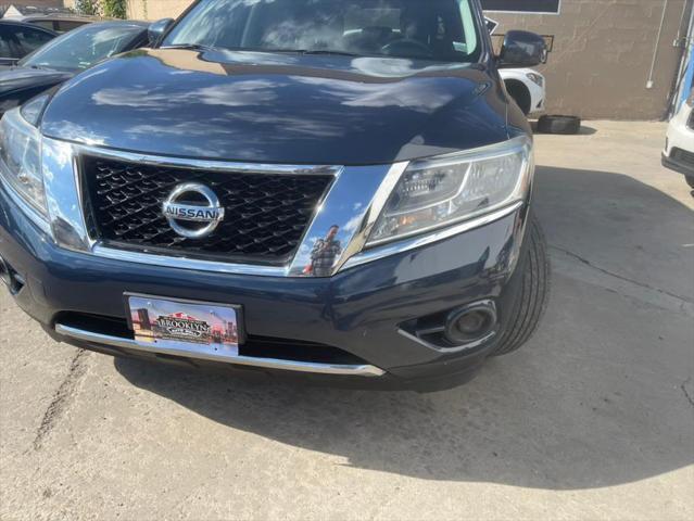 2015 nissan pathfinder sv