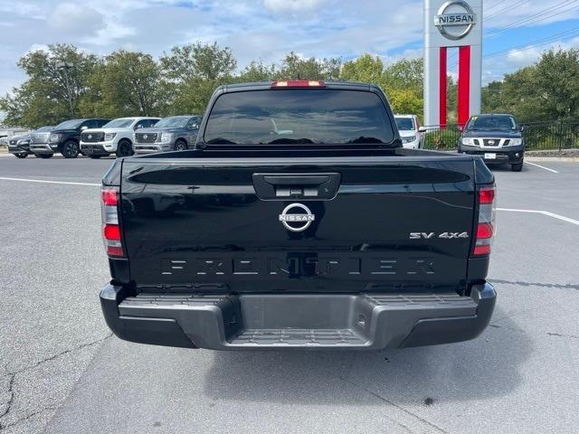 2022 nissan frontier sv